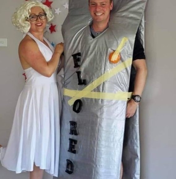 Meet your Posher, Cas - Picture 1 of 1